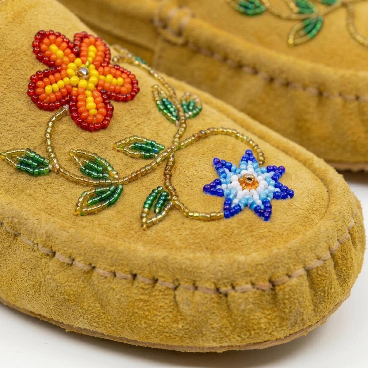 Floral Soft Sole Beaded Suede Moccasins For Women