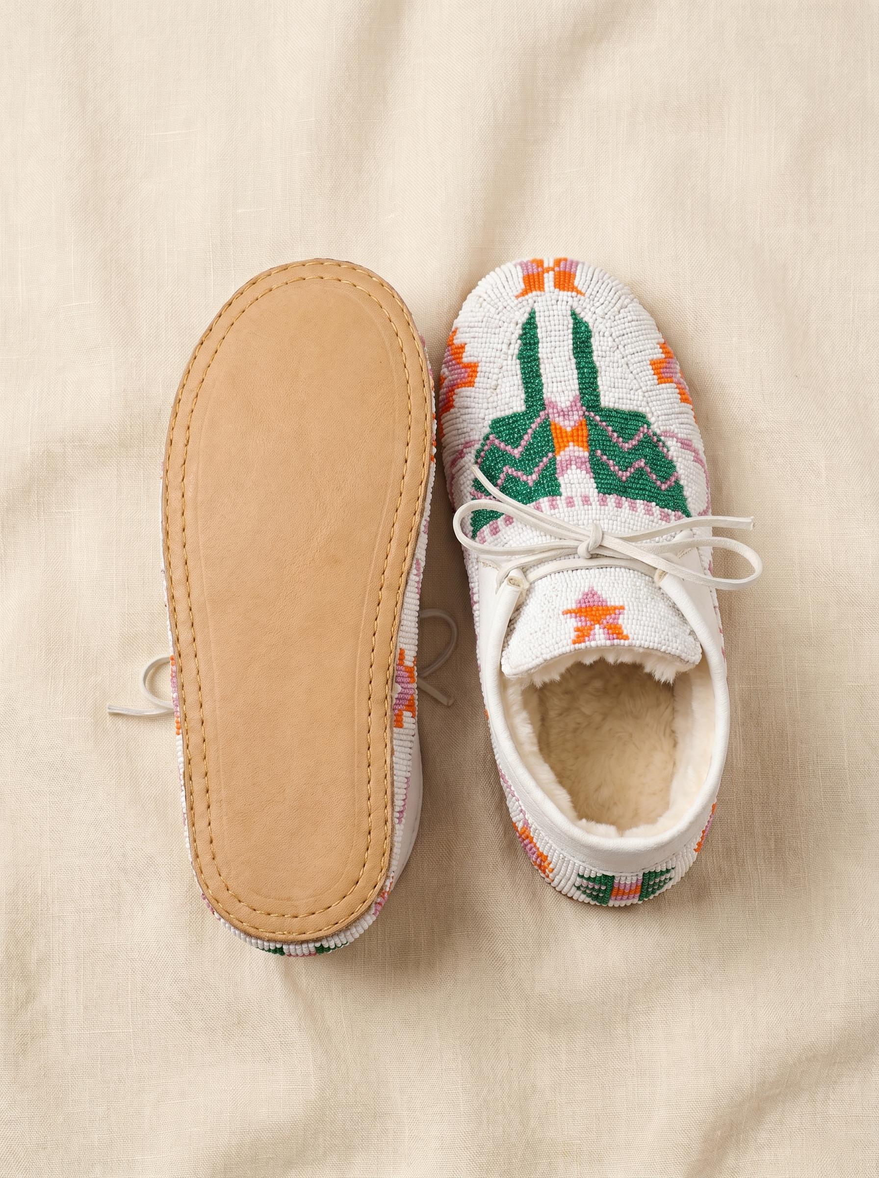 Handmade Native Beaded Moccasins Women, Suede Geometric Pattern Lace Up Shoes