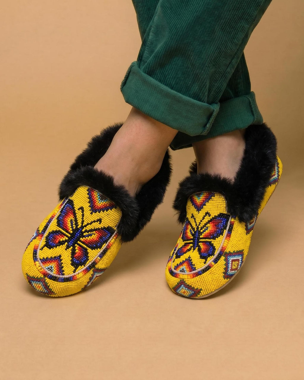 Handmade Full Beaded Leather Moccasins. Native American Style Shoes For Women. Suitable For Gifting