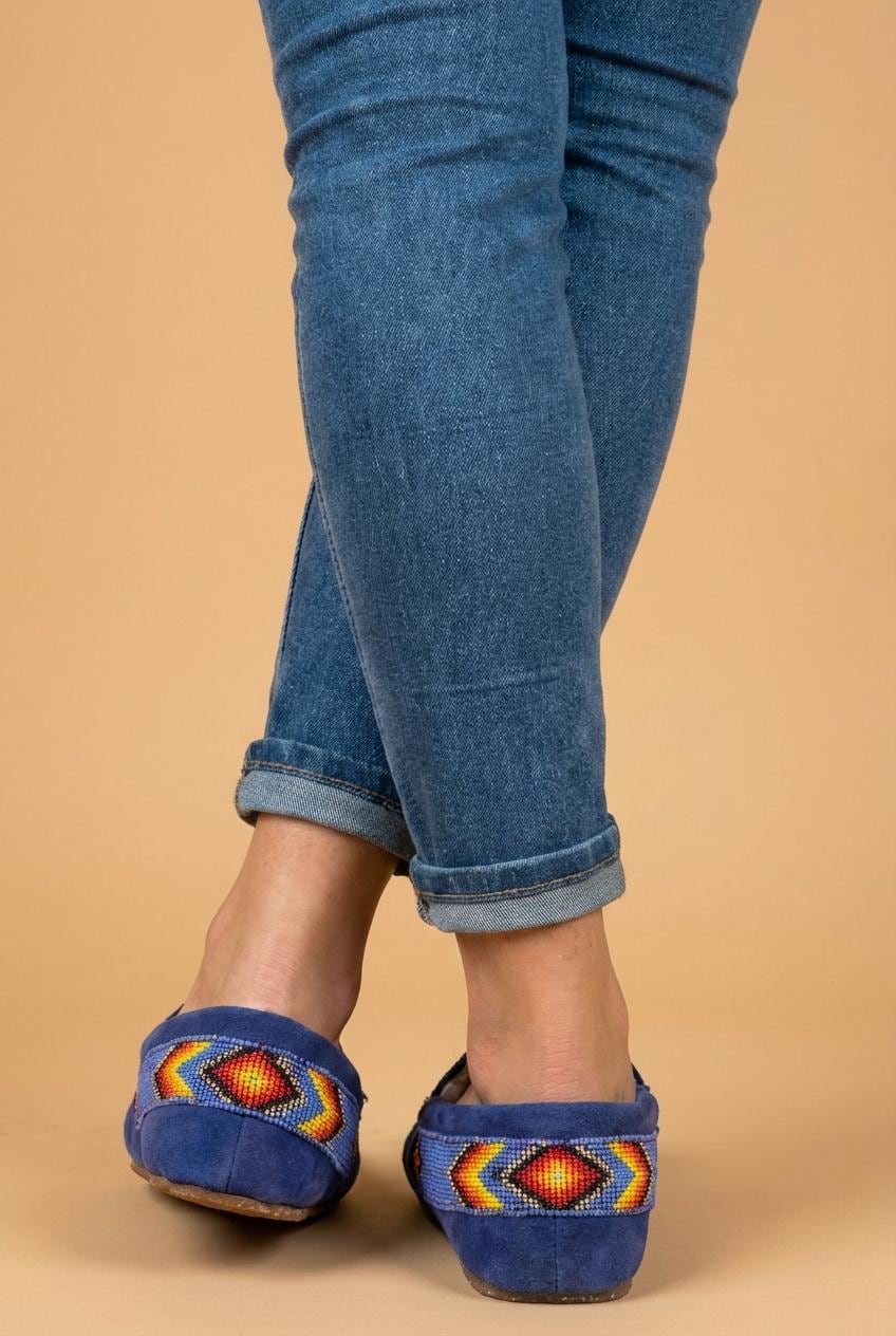Handmade Beaded Leather Moccasins. Native American Style Shoes For Women. Suitable For Gifting